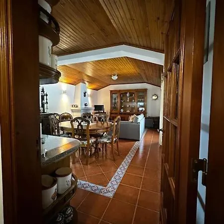 Casa D'avo Bia * Tábua